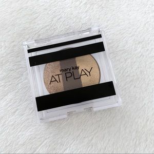 NEW Mary Kay Eye Trio